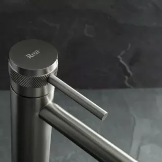Rea BATERIA UMYWALKOWA LUNGO GRIP TYTAN NISKA REA-B8778