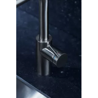 KFA Armatura DUERO BASIC INOX bateria kuchenna z wyciąganą wylewką 6623-110-22