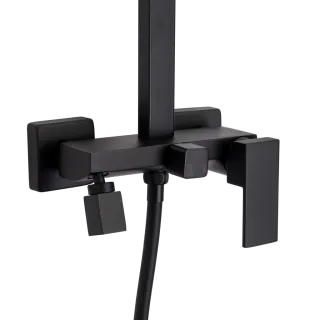 Invena DESZCZOWNIA Z BATERIĄ NATRYSKOWĄ PAROS TREND CZARNA AU-33-B04-C