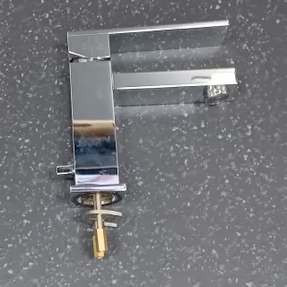 BATERIA UMYWALKOWA CHROM