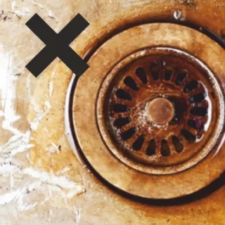 Schedpol Brodzik podpłytkowy Stabilsound Plus® 80x140x5/12,5 cm, prostokątny z odpływem na krótszym boku z maskownicą Plate 10.0